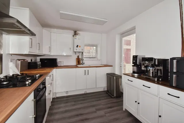 Barn Close, Wigston, LE18, photo 2