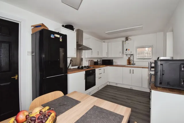 Barn Close, Wigston, LE18, photo 3