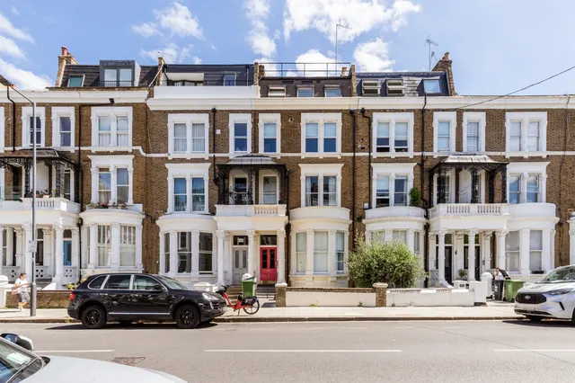 Sinclair Road, London, photo 1