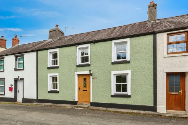 Carmarthen, SA32, photo 1