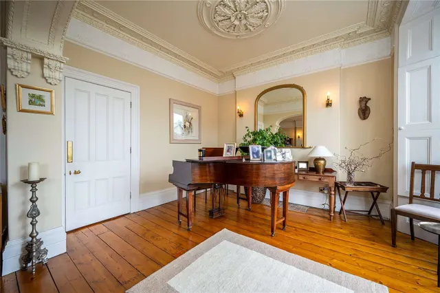Photo 3 — Julian Road, Bristol, BS9 1JZ