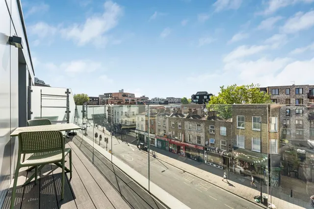 Pemberton Place, London, E8, photo 3