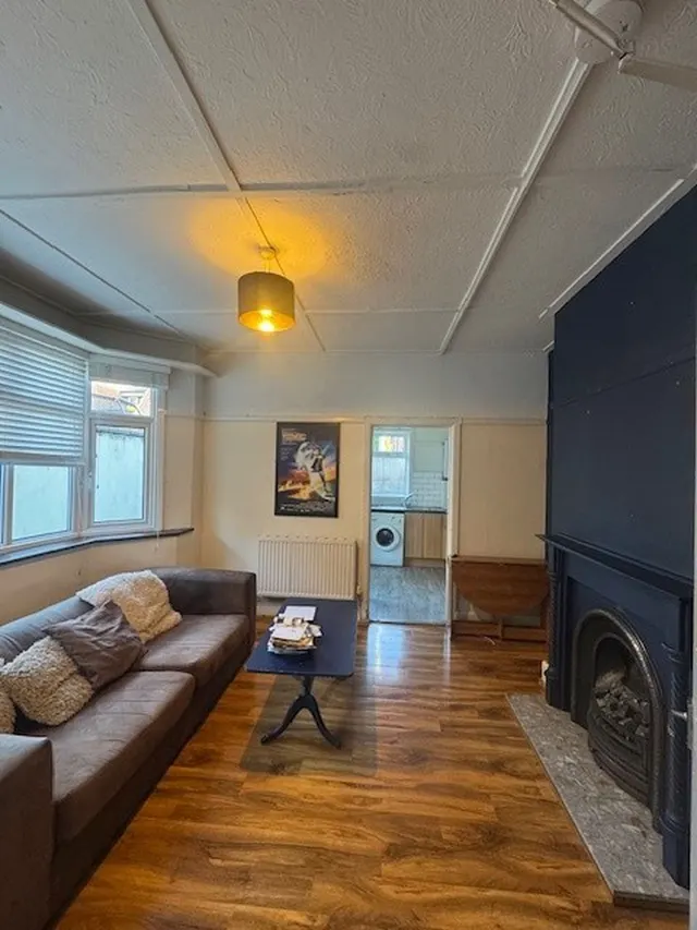Wimborne Road, Bournemouth, BH9, photo 1