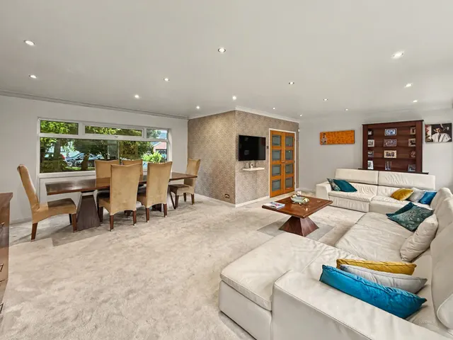 Oakdale Close, Whitefield, M45, photo 2