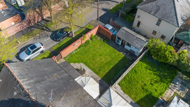 Photo 2 — Wilderspool Causeway, Warrington, Warrington, WA4 6QL