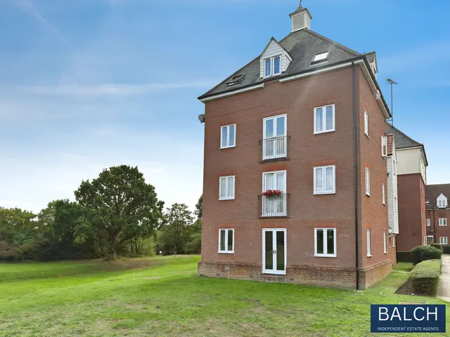Melba Court, Writtle, CM1, photo 1