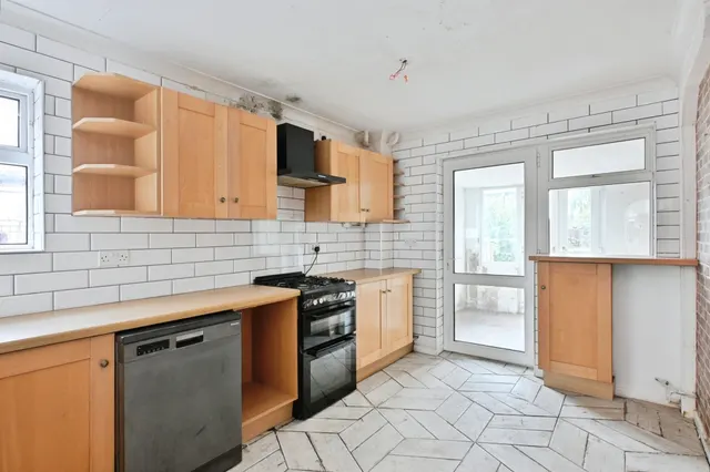 Photo 2 — Woodgate Road, Leverington, Wisbech