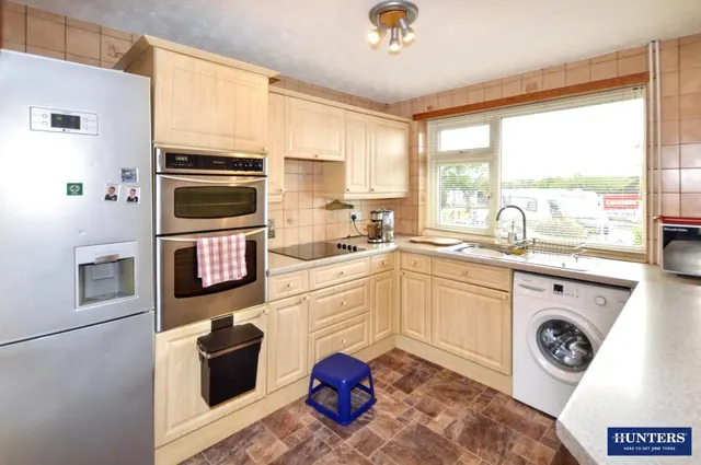 Dart Close, Oadby, LE2, photo 3