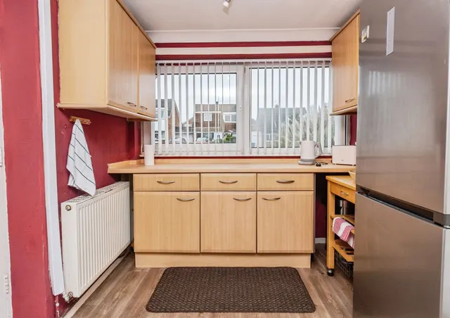 Photo 2 — Darnford Close, Stafford