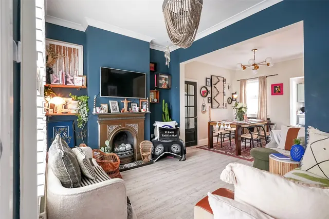 Photo 3 — Hanworth Road, Hampton, TW12 3EJ