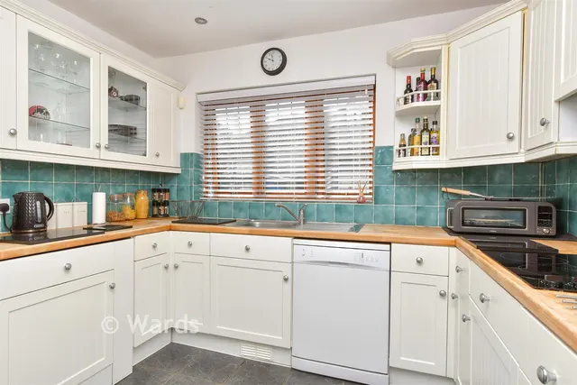 St. Francis Road, Harvel, DA13, photo 3