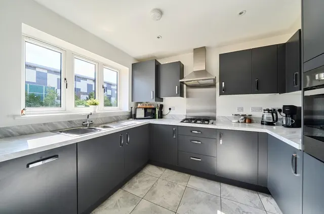 Camilla Grove, Houghton Regis, LU5, photo 3