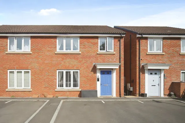 Dragon Rise, Norton Fitzwarren, TA2, photo 2