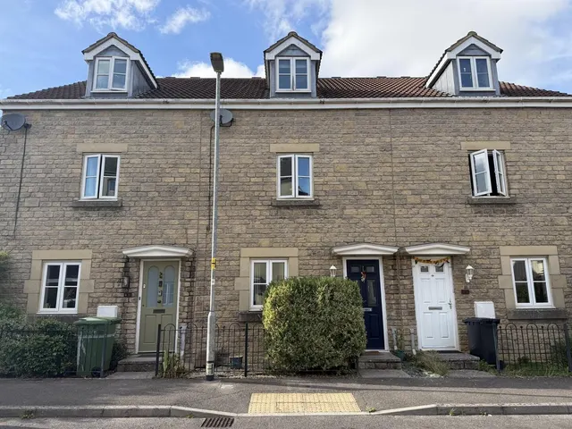 Wallington Way, Frome, Somerset BA11 3NF, photo 1