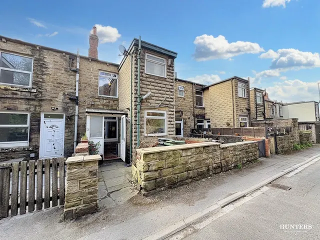 Willow Terrace, Soothill, photo 1