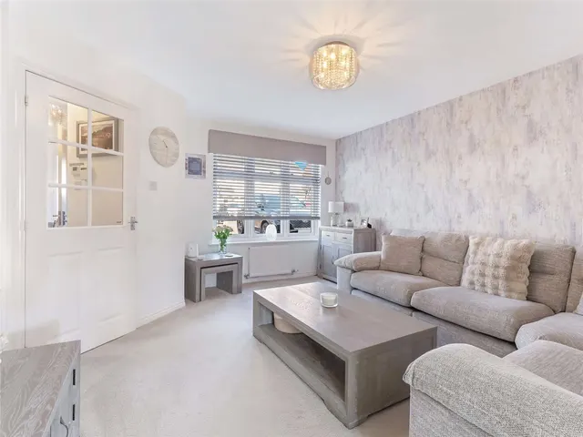 Photo 2 — Lagavulin Place, Kilmarnock, East Ayrshire, KA3