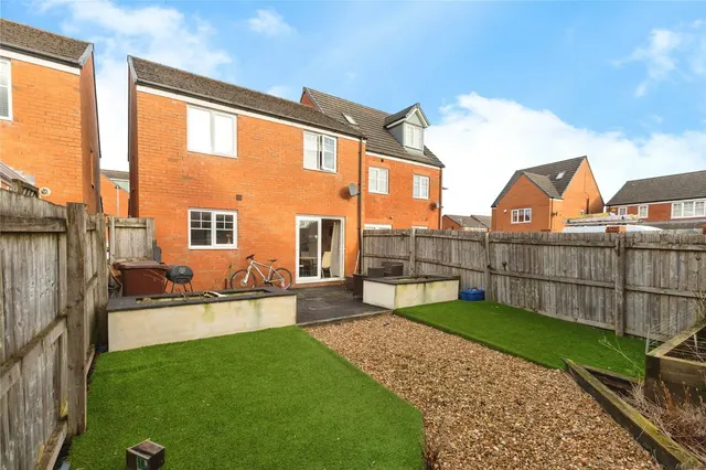 Elton Fold Chase, Bury, BL8, photo 2