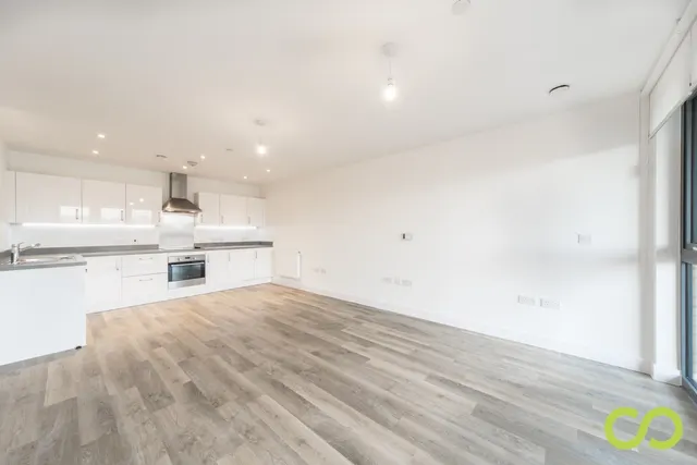 Photo 3 — 289 High Road, Sutton, SM1 1AH