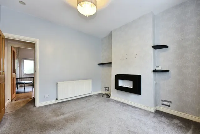 Medlock Road, Sheffield, S13, photo 3