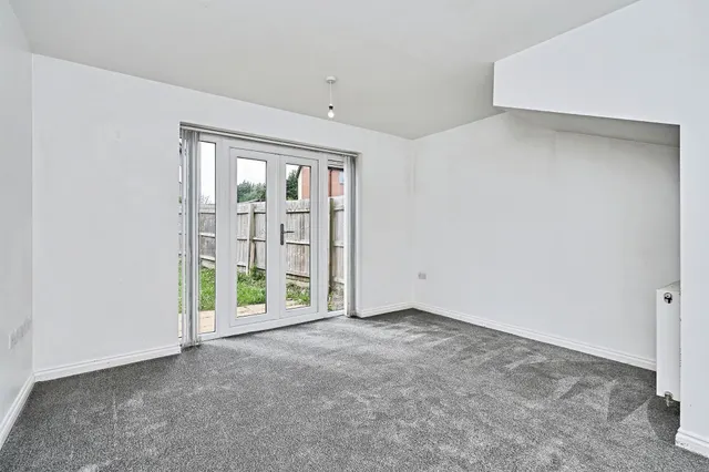 Rosemary Road, Tipton, DY4, photo 2