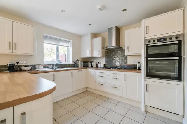 Long Lane, Chester, CH2, photo 3