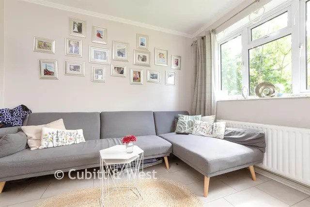 Wrayfield Avenue, Reigate, RH2, photo 3