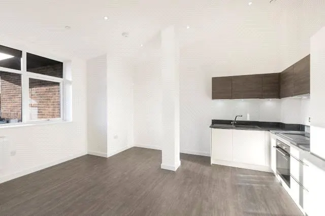Knoll Road, Camberley, GU15, photo 1