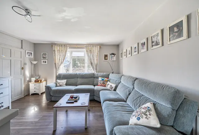 Photo 2 — Cranley Road, Headington, OX3 8BP