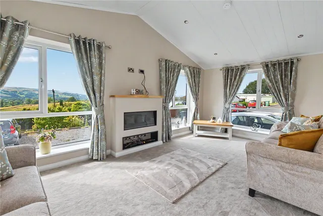 West Chevin Road, Menston, LS29, photo 2