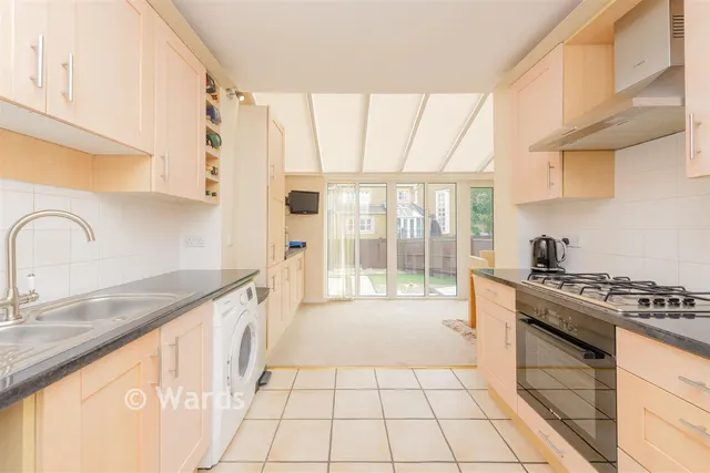 Sandpiper Close, Greenhithe, DA9, photo 2