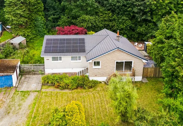 Shore Road, Cove, G84, photo 1