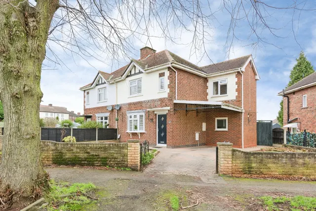 Dormer Avenue, Tamworth, B77, photo 1