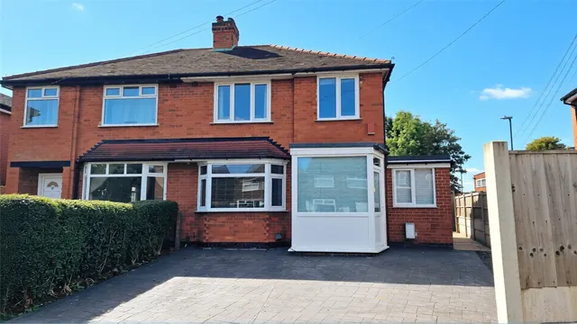 Belmont Avenue, Nottingham, NG6, photo 1