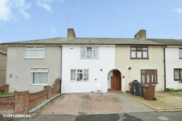 Fitzstephen Road, Dagenham, RM8, photo 1