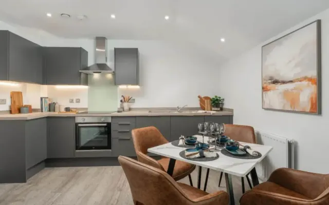 *RENT TO BUY* Stanley Wharf, Liverpool, photo 1