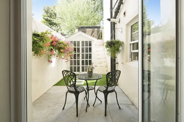 Lansdowne Place, Hove, BN3, photo 3