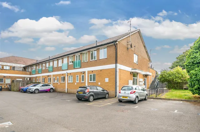 Headley Road, Grayshott, GU26, photo 1