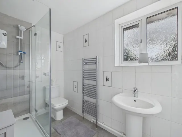 Brockhurst Way, Thrybergh, photo 1