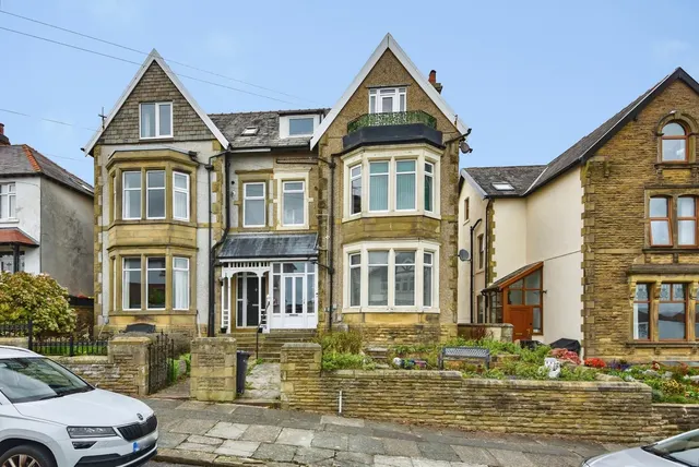 Royds Avenue, Heysham, LA3, photo 1