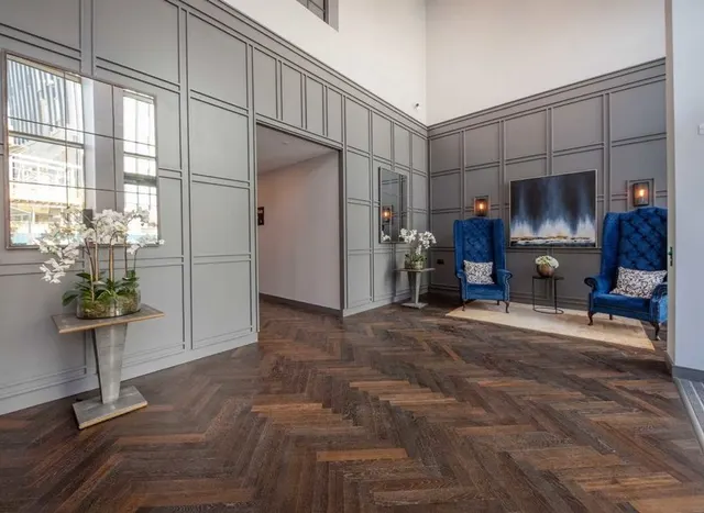 Brook Street, Kingston Upon Thames, KT1, photo 2