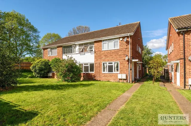 Taunton Close, Bexleyheath, photo 1