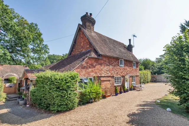 Tonbridge Road, Bough Beech, TN8, photo 1