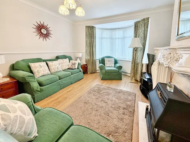 Robsheugh Place, Fenham, NE5, photo 3