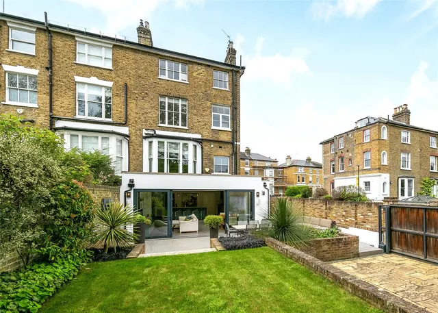Royston Road, Richmond, TW10, photo 1