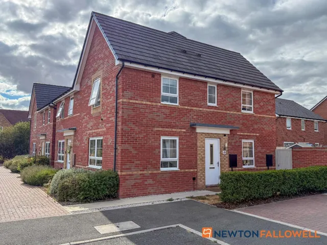 Halifax Road, Fernwood, NG24, photo 1