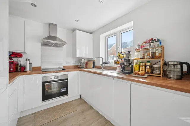 Whitworth Way, Grove, OX12, photo 2