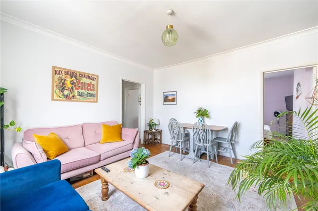 Photo 3 — Hanworth Road, Hampton, TW12 3DH