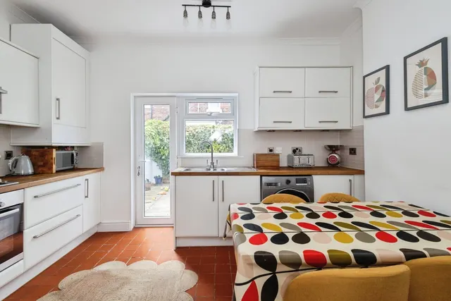 Photo 2 — Park View, Fallowfield, Manchester, Greater Manchester, M14