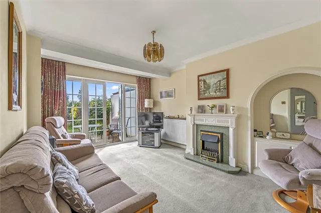 Crane Way, Twickenham, TW2, photo 3