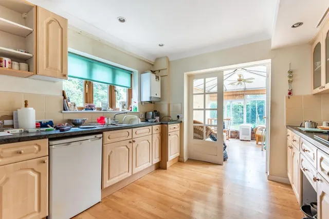 Photo 2 — Rectory Road, Wokingham, Berkshire, RG40 1DN